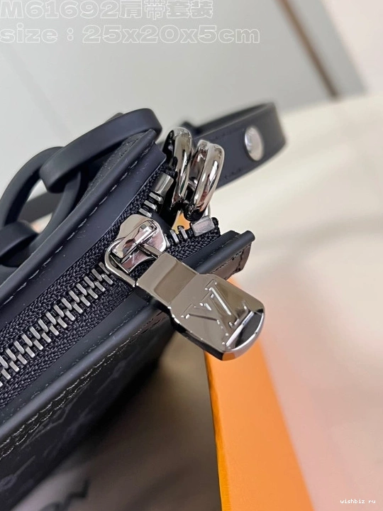 WIS Monogram VUITTON LOUIS Toiletry Pouch-25*20*5.5CM 0228